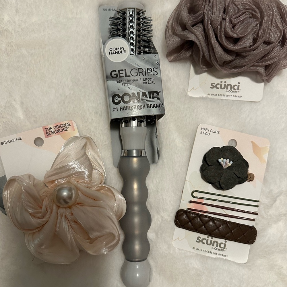 Bundle hair accessories! All brand new with tags !!